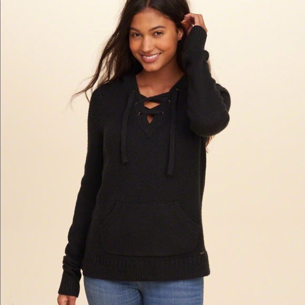 Hollister Hooded sweater